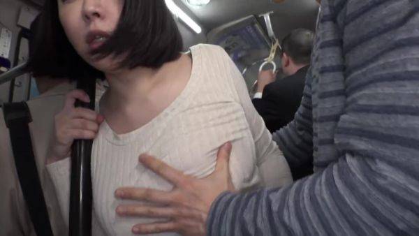 06A1723-A busty housewife with a child who was in heat on a crowded bus is raped on cooltits.com