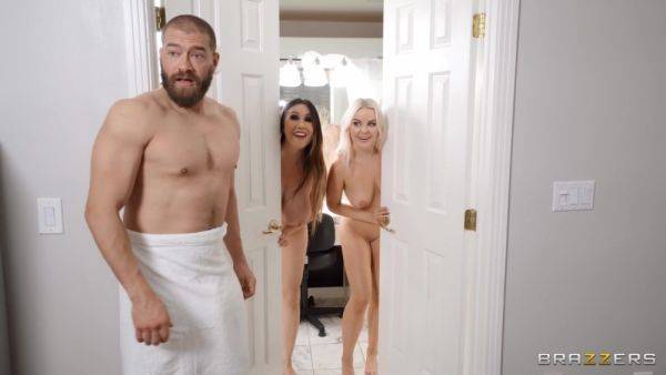 Bearded dude Xander Corvus bangs three busty bitches in bed on cooltits.com